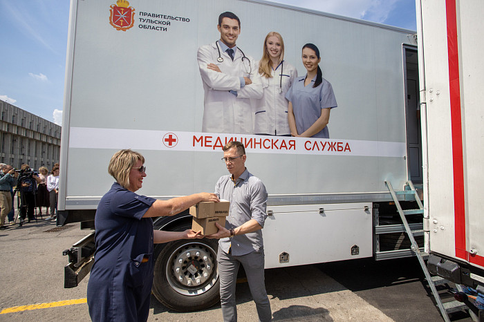 Бригада тульских медиков отправилась в ДНР для оказания медицинской помощи местным жителям