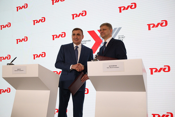 Почти 51,5 млрд рублей инвестиций и сотни новых рабочих мест. Каким был для Тульской области второй день ПМЭФ