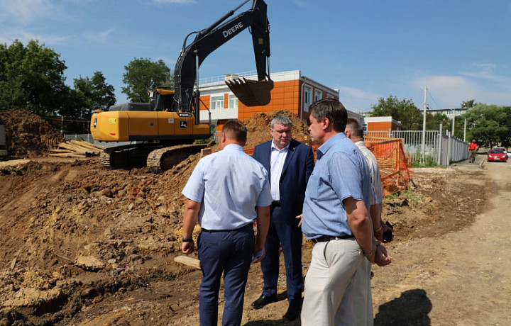 Илья Беспалов: После ввода в эксплуатацию новой КНС вопрос с водоотведением в Плеханово будет решен