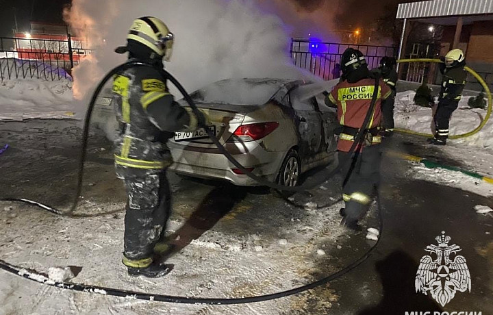 В МЧС раскрыли подробности поджога автомобиля в Новомосковске