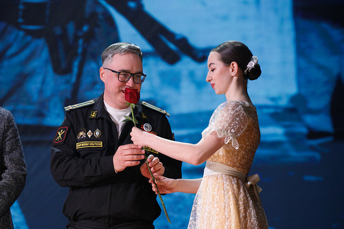 Звезды в Туле: открытие фестиваля военного кино – как это было