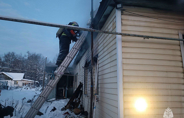 При пожаре на Хомяковском проезде в Туле погиб 56-летний мужчина