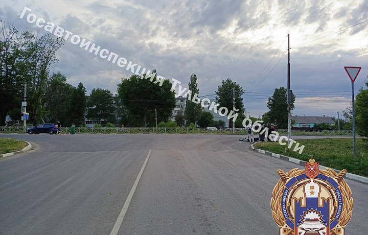 В Новомосковске иномарка Kia Rio столкнулась с мотоциклом