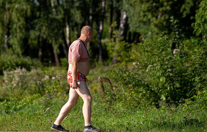 Подглядывающего за девушками в тульском парке мужчину снова отправили лечиться