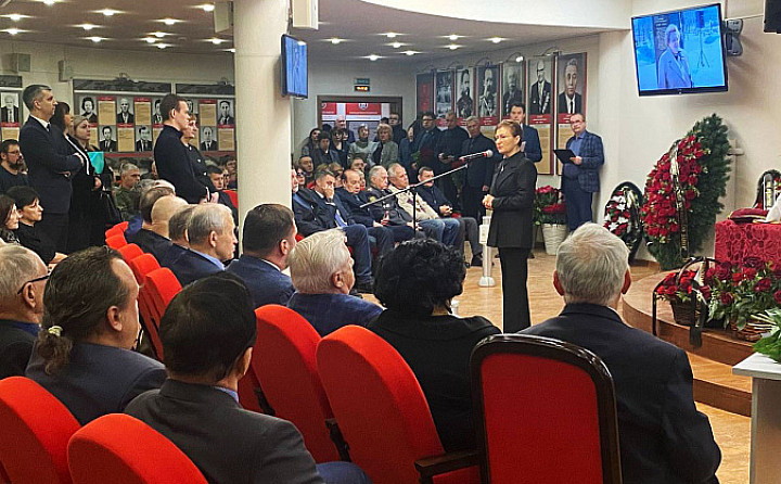 В Тульском музее оружия простились с Надеждой Калугиной