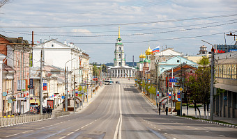На проспекте Ленина в Туле запретят остановку и стоянку транспорта 1 июня из-за праздника