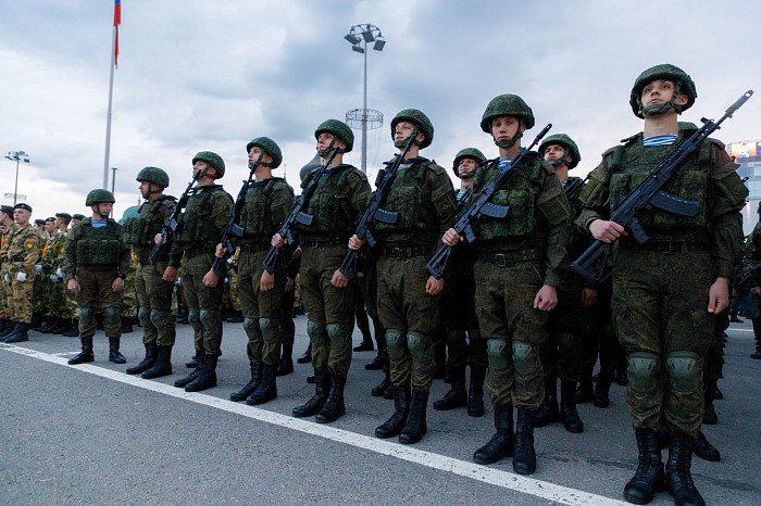 Первая репетиция Парада Победы прошла на площади Ленина в Туле