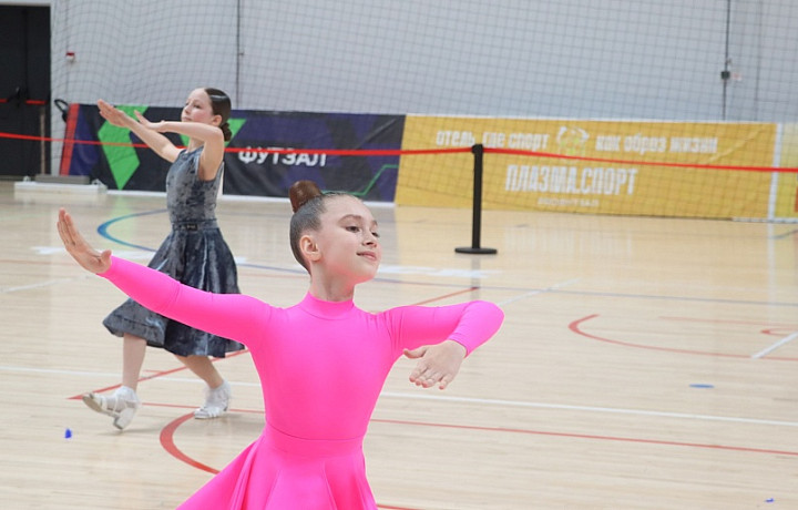 В Туле прошли соревнования по танцевальному спорту «Арзу-2026»