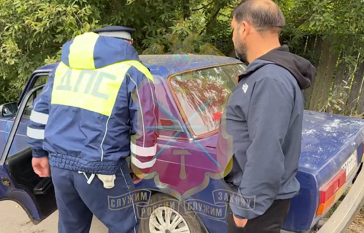 В Новомосковске цыгане уклонялись от армии, не оплачивали штрафы и кредиты: рейды провели силовики