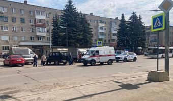 В Щекине на улице Лукашина водитель «УАЗ» сбил пенсионера на пешеходном переходе