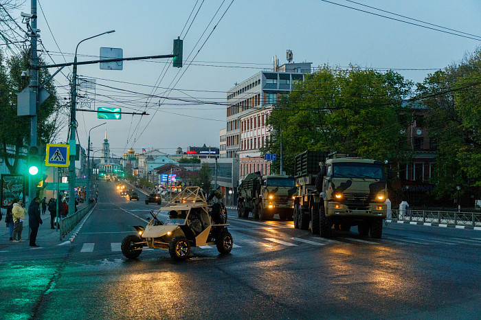 Фоторепортаж: в Туле прошла вторая репетиция Парада Победы