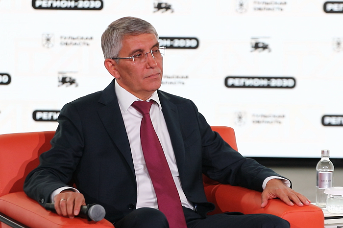 Открытый диалог с Дмитрием Миляевым и демонстрация достижений: как проходят дни Тульской области на выставке «Регион-2030. Платформа Будущего» в Москве