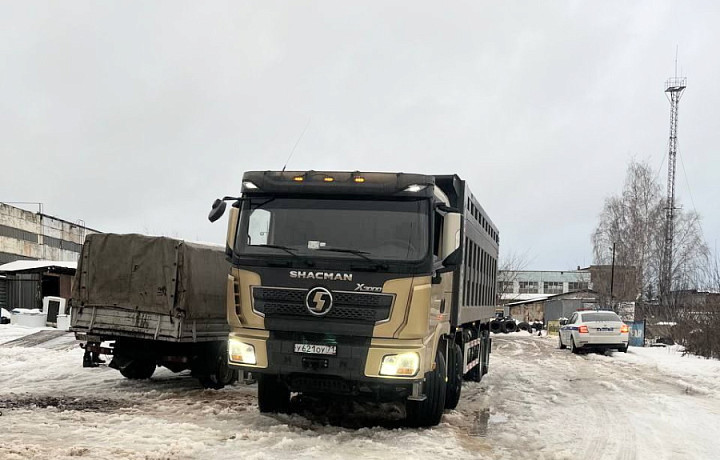 В Туле пешеход попал под колеса самосвала на Новомосковском шоссе