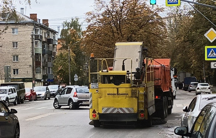 За сутки с улиц Тулы убрали 48 кубометров смета