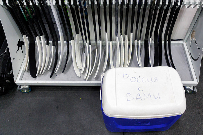 Фоторепортаж: как прошел матч между национальными сборными России и Беларуси