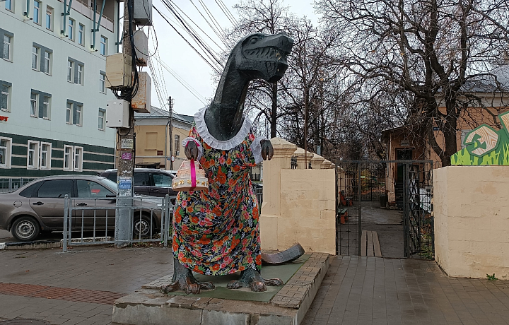 Серпентина Юрьевна из тульского экзотариума отпраздновала 36-й день рождения