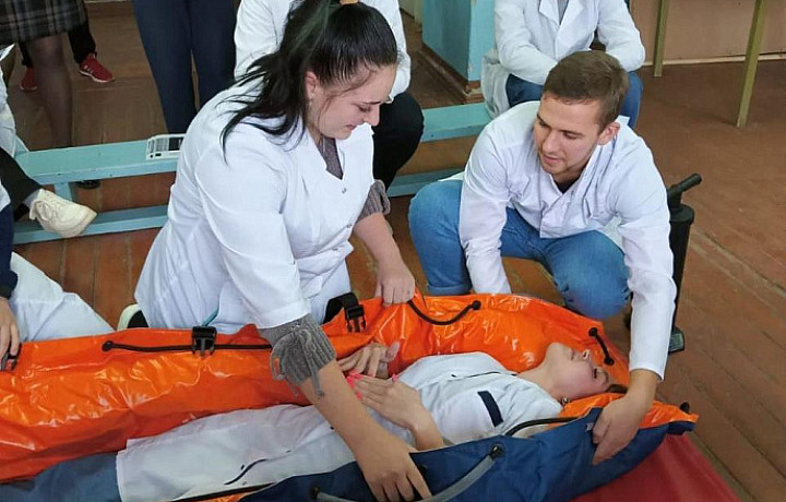 420 тульских студентов медколледжа отработали навыки оказания первой медицинской помощи