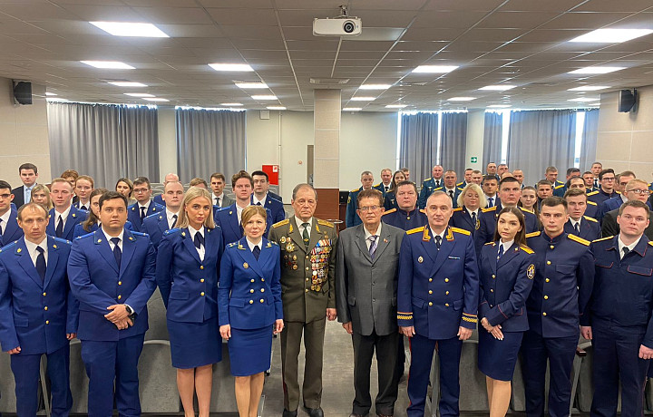 Тульский СКР организовал собрание, посвященное празднованию Дня Победы