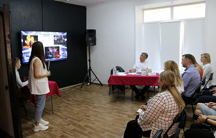 Дмитрий Миляев в Туле провел заседание Координационного совета по молодежной политике
