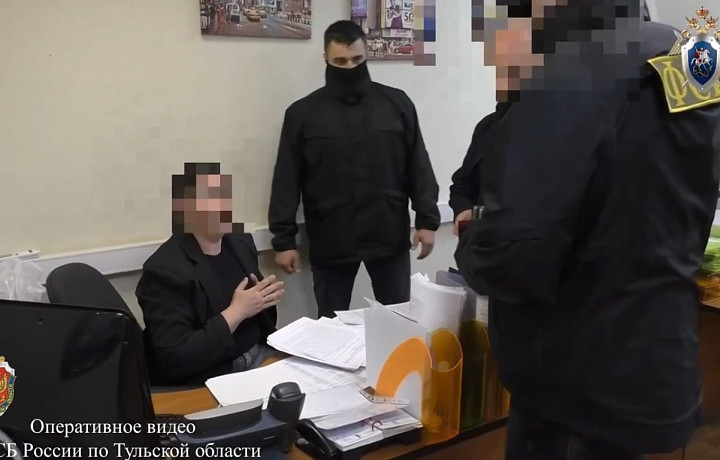 Двух бывших сотрудниц Росреестра будут судить за взятки в Тульской области