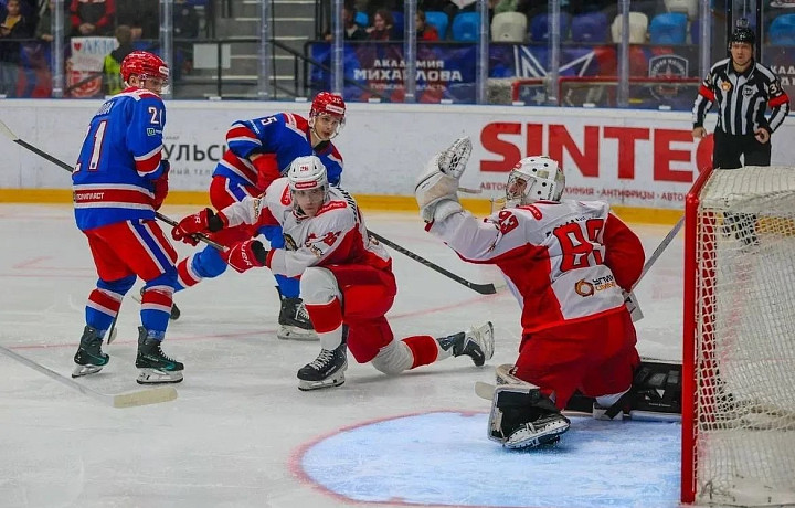 Тульский АКМ обыграл «Горняк-УГМК» в домашнем матче ВХЛ