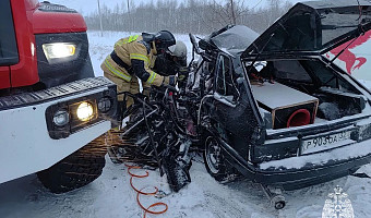 Один человек погиб и один пострадал в ДТП с автобусом под Алексином