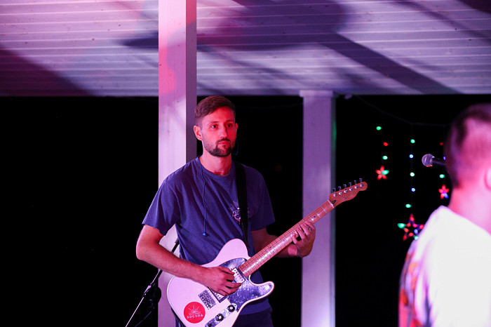 Фоторепортаж: как проходит MaxiCamp от радио Maximum и ГК Медиа Траст