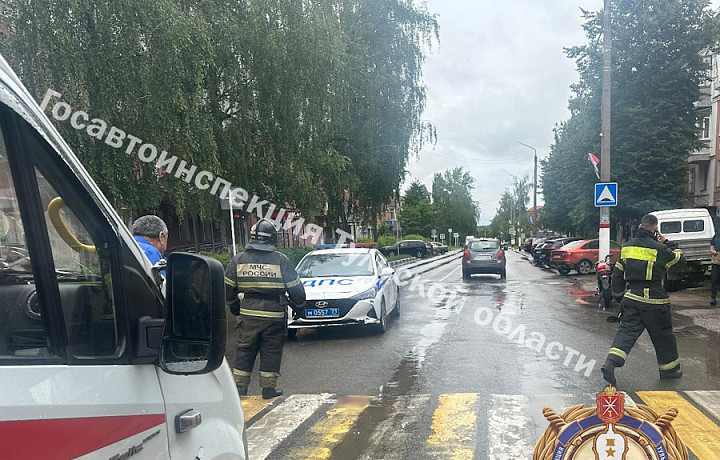 В Алексине мотоциклист без прав сбил пожилого пешехода