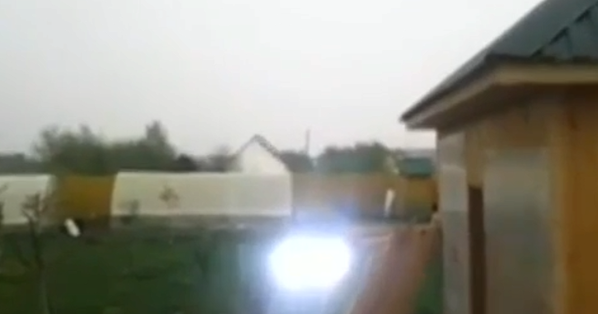 Шаровая молния в Тульской области: как защититься от электрических ...