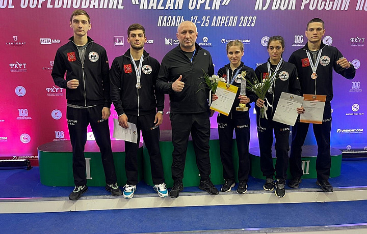 Тульские кикбоксеры стали победителями и призерами Кубка России