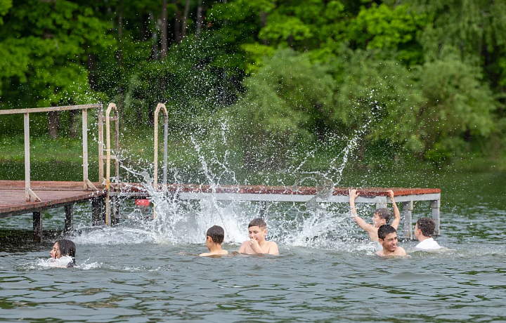 Роспотребнадзор одобрил качество воды и песка на 32 пляжах в Тульской области