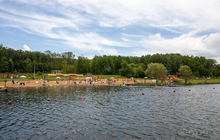Роспотребнадзор одобрил качество воды и песка на 36 пляжах Тульской области