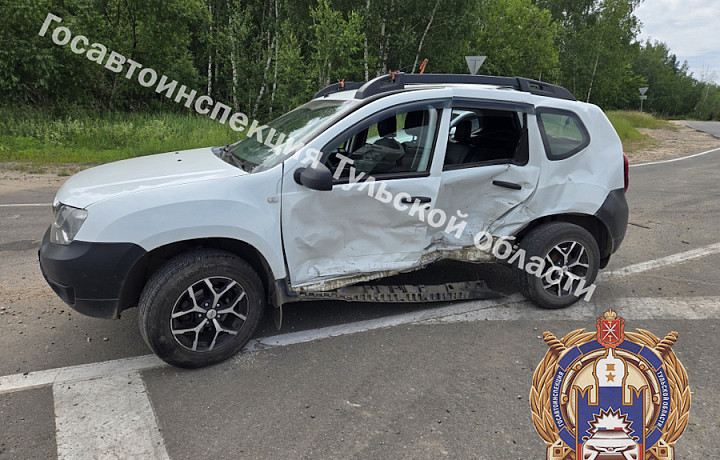 Два человека пострадали в ДТП с двумя Renault на трассе «Тула – Новомосковск»