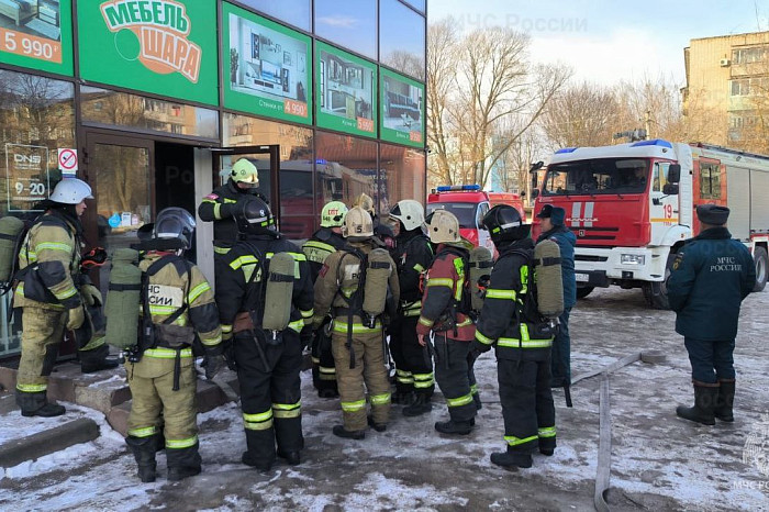 В торговом центре в Щекино случился пожар из-за короткого замыкания