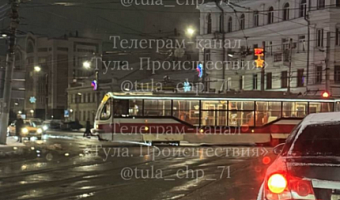 В Туле трамвай сошел с рельсов
