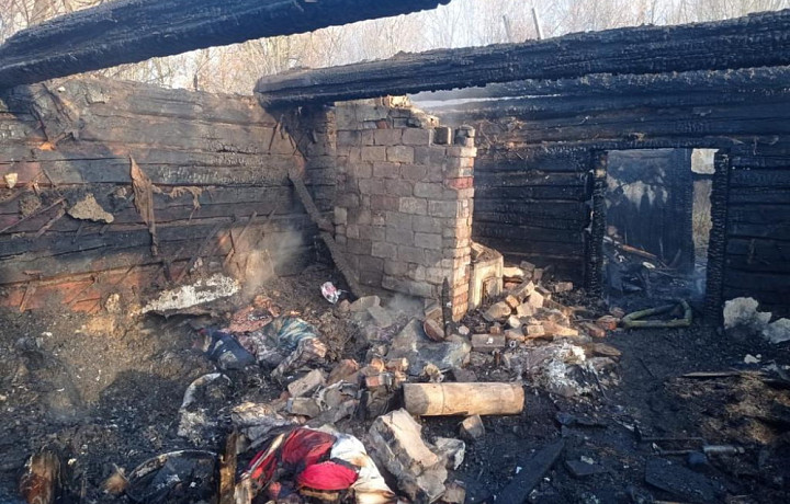 ﻿Следователи начали проверку после гибели пенсионерки на пожаре в Узловском районе