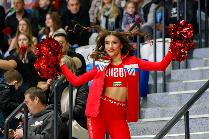 Фоторепортаж: как прошел матч между национальными сборными России и Беларуси