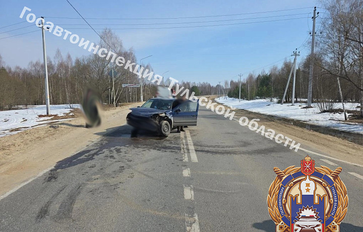 Иномарка устроила ДТП на трассе в Суворовском районе, не уступив дорогу