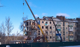 Дом на улице Химиков в Ефремове, пострадавший от взрыва газа, восстановят до 1 сентября 2023 года