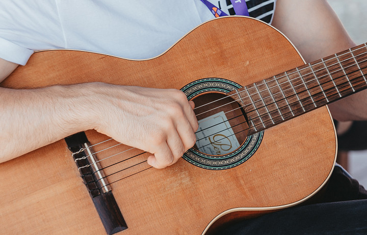 Благотворительная акция «Гитара для Победы» пройдет на фестивале в Крыму