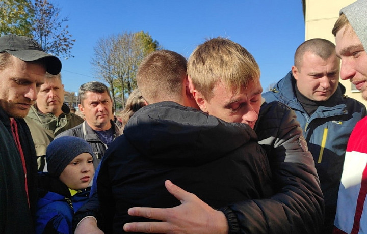 Из Ефремова на подготовку к СВО отправилась группа мобилизованных