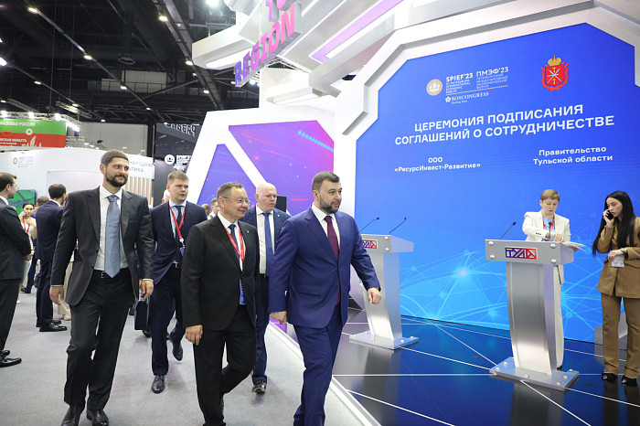 Почти 51,5 млрд рублей инвестиций и сотни новых рабочих мест. Каким был для Тульской области второй день ПМЭФ