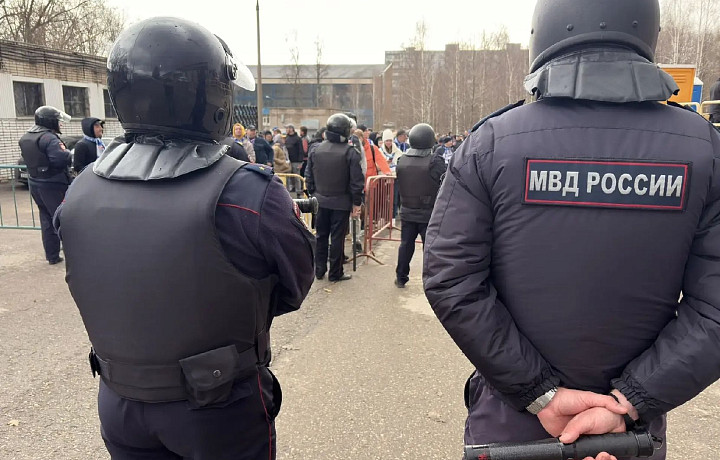 Двоих пьяных воронежцев задержали на футболе в Туле