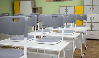 В Туле родителей попросили на онлайн-собрание прийти в школу: в итоге они посидели в подвале из-за ракетной опасности и пошли домой