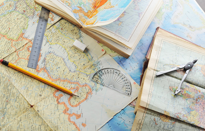 На четыре региона меньше: возможно ли найти в тульских магазинах пособия с актуальными границами России