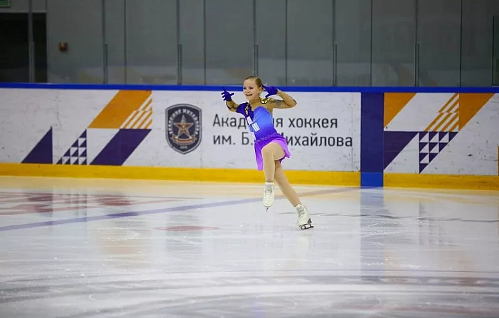 В Новомосковске определили призеров первенства города по фигурному катанию на коньках