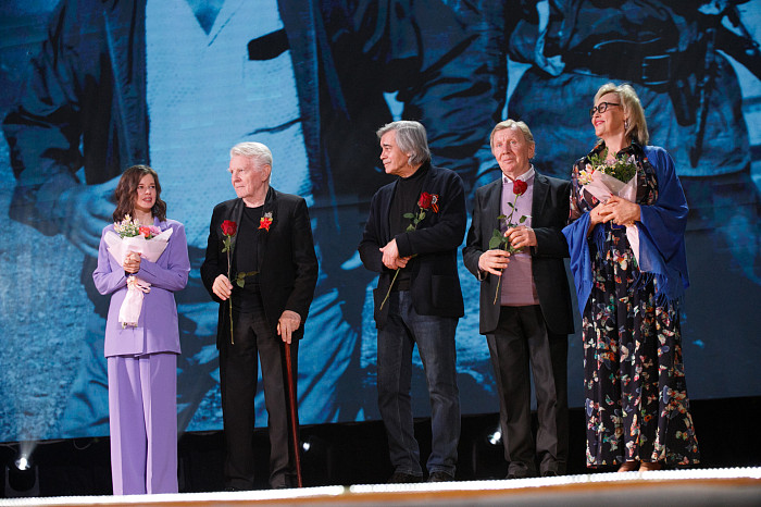 Звезды в Туле: открытие фестиваля военного кино – как это было