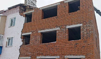 Поврежденный взрывом газа дом в Куркине восстановлен уже на две трети