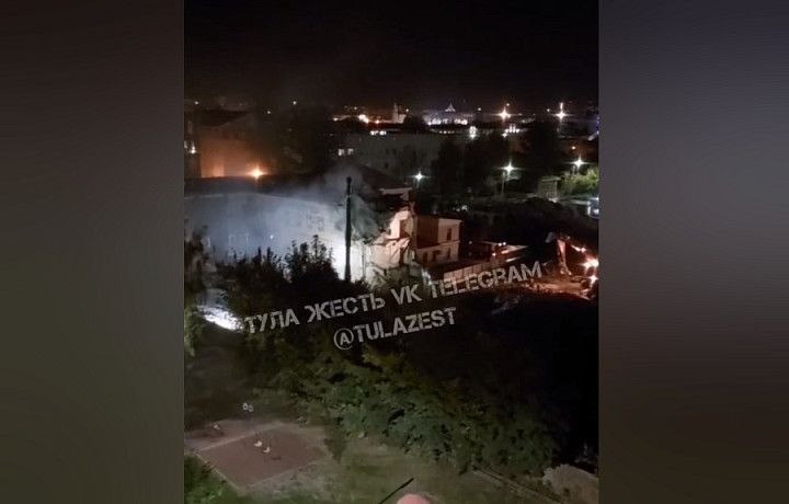 Туляки жалуются на шум по ночам из-за сноса здания бывшего Мосинского колледжа