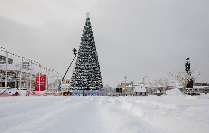 Тулу засыпало снегом: как в городе борются с последствиями стихии